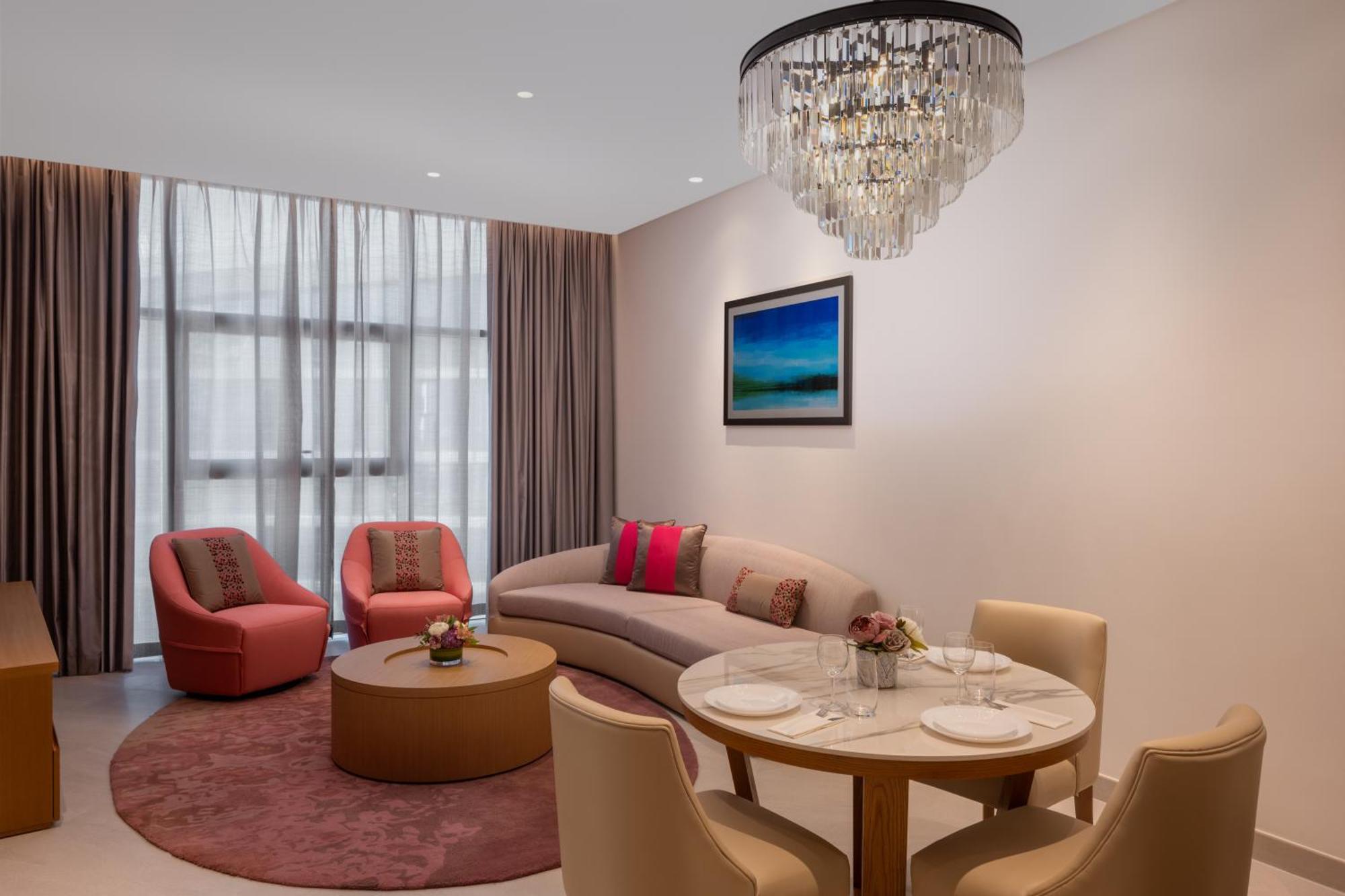 Hilton Dubai Creek Hotel & Residences Bagian luar foto