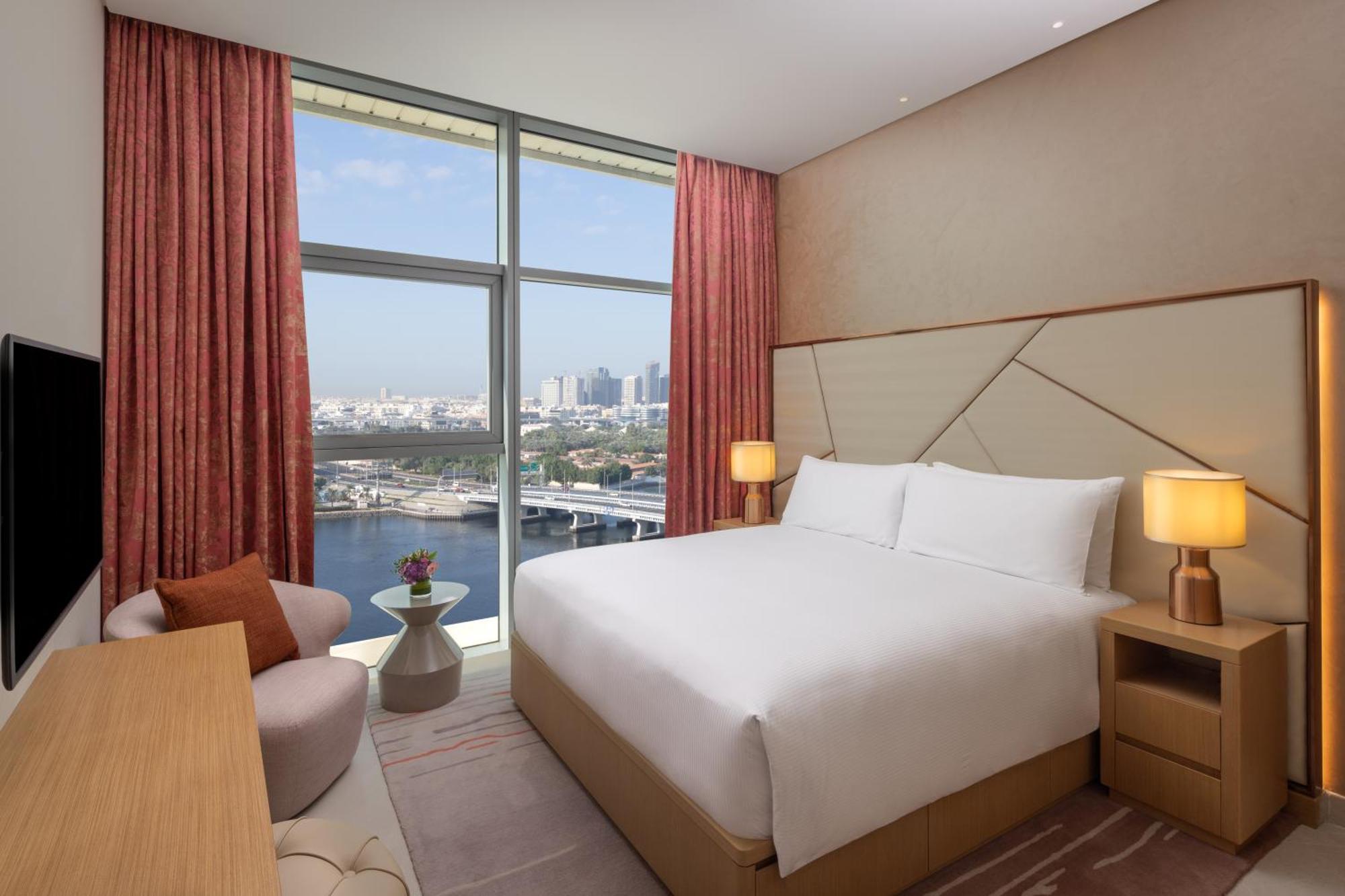 Hilton Dubai Creek Hotel & Residences Bagian luar foto