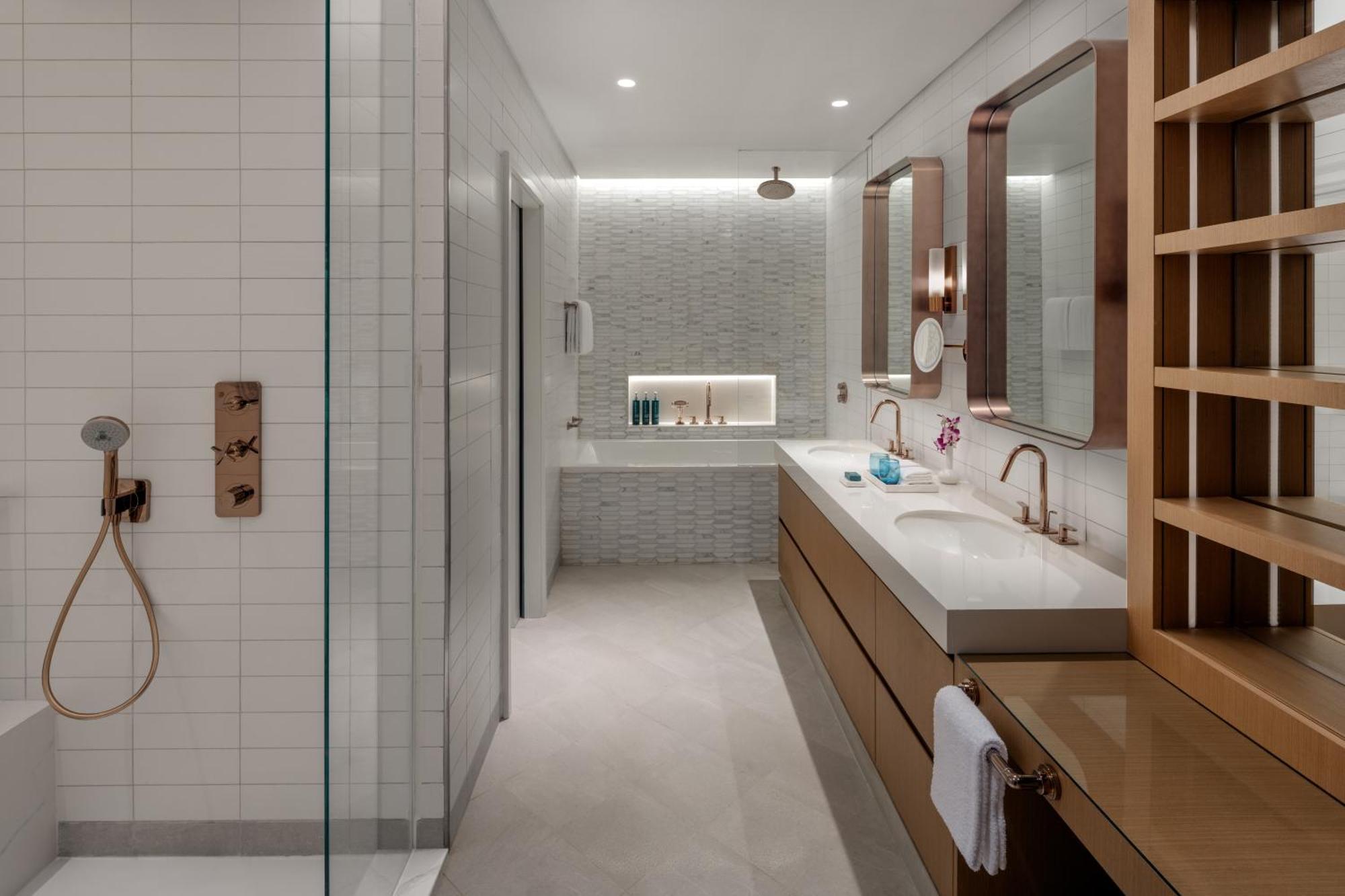 Hilton Dubai Creek Hotel & Residences Bagian luar foto