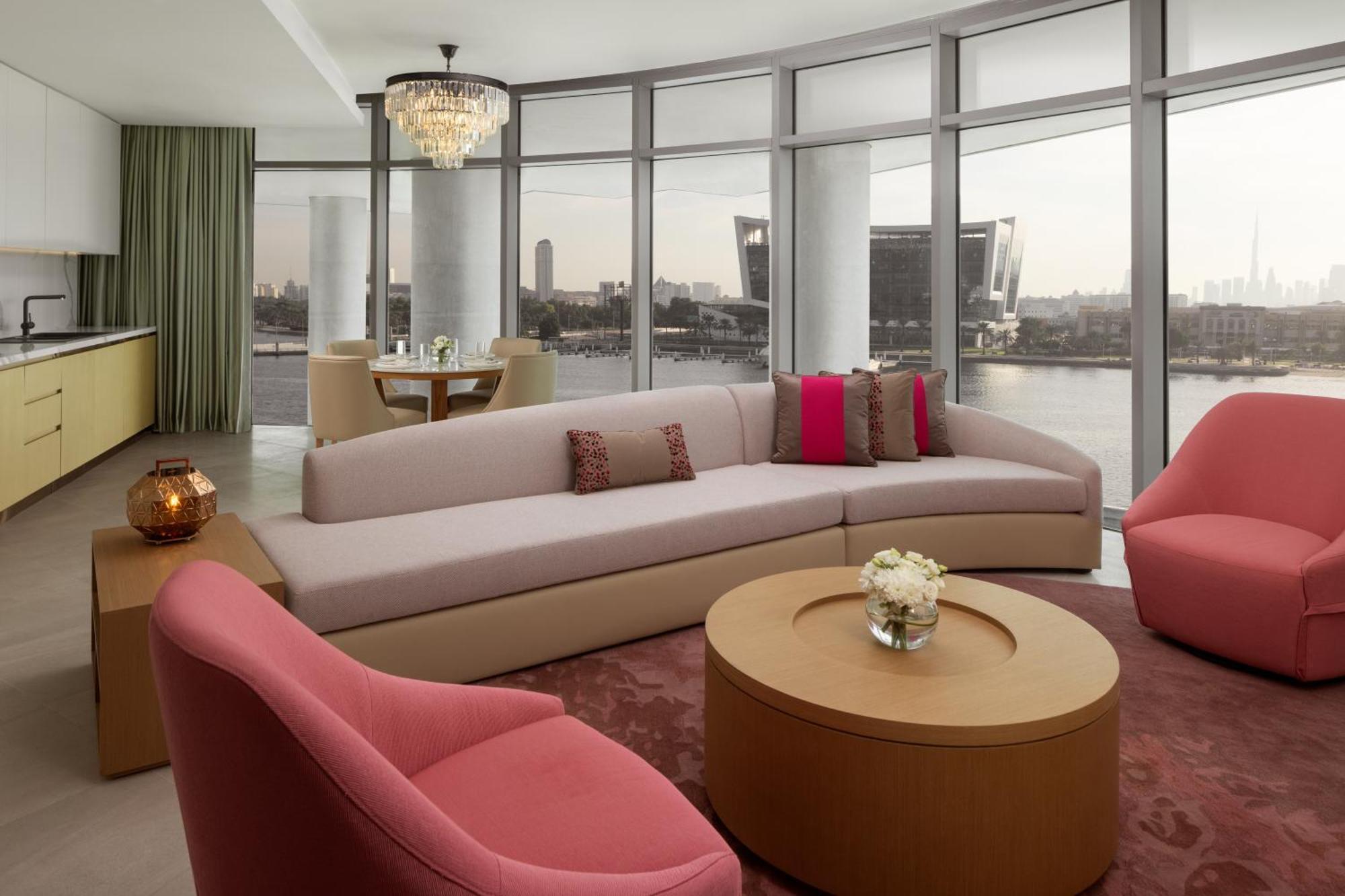 Hilton Dubai Creek Hotel & Residences Bagian luar foto