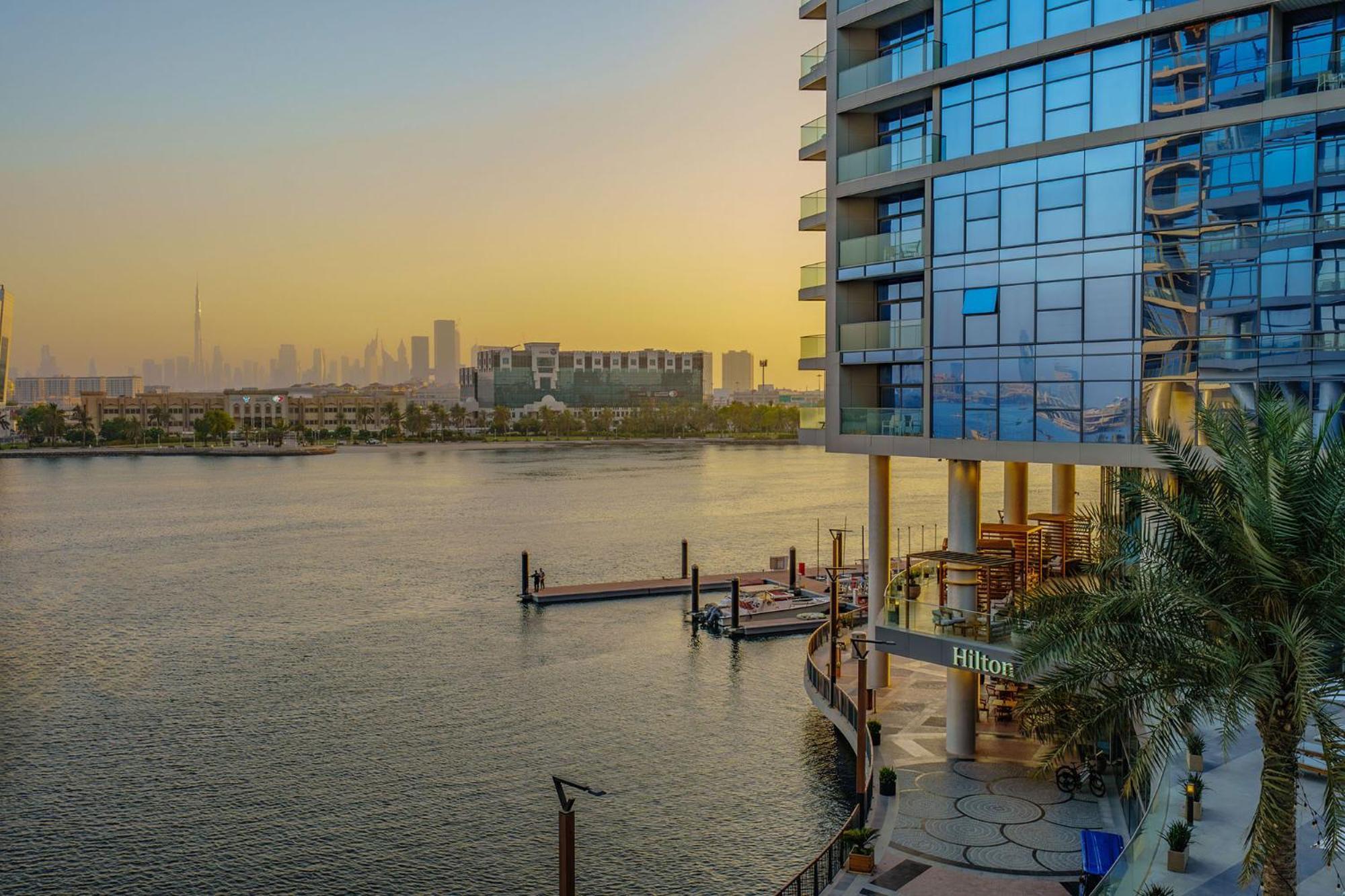 Hilton Dubai Creek Hotel & Residences Bagian luar foto